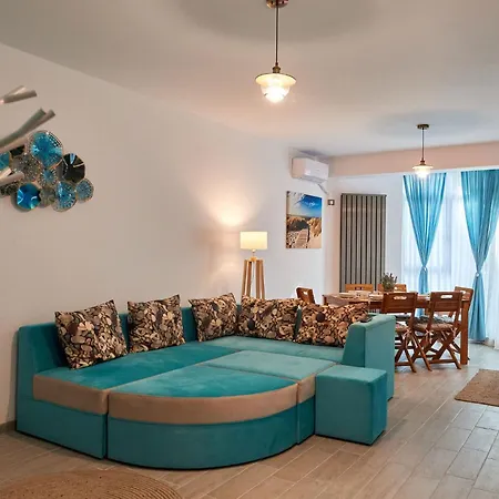 Breeze By Alz Apartment Navodari